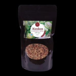 Kuskus se sušenými rajčaty a moringou