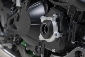 Engine case protector Black/Silver. Kawasaki Z900 models (16-).