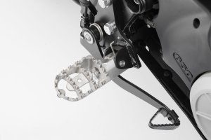Montážní sada pro stupačky ION, Husqvarna DS 650 Terra / Strada (12-).