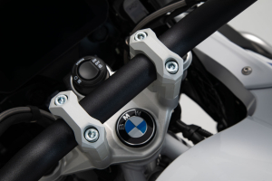 zvýšení řídítek+40 mm  BMW R1200GS (12-18), R1250GS /Adv.(18-). stříbrné