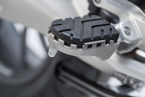 stupačky ION, BMW R1200R / R1200RS (15.-).