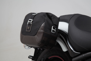 LG sada tašek vč. nosičů pro Kawasaki Vulcan 900 Custom/Classic  (06-)