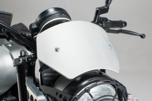 větrný štítek  XSR Yamaha 900 (16-).