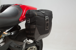 Legend Gear tašky sada - Černá edice Ducati Monster 1200/S (16-).