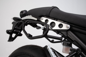 nosič SLC levý černý Yamaha XSR900 (15-21) / Abarth (17-)