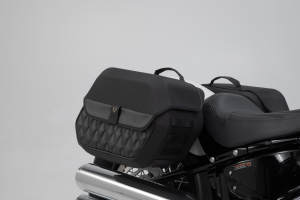 sada bočních tašek Legend Gear LH Harley-Davidson Softail Slim (17-).
