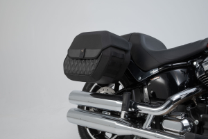 sada bočních tašek Legend Gear LH Harley-Davidson Softail Low Rider (17-).