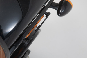 SLH nosič levý Harley-Davidson Softail Street Bob (17-).