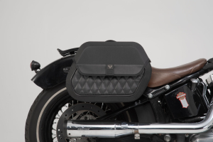 SLH boční nosič vpravo Harley-Davidson Softail Slim (12-17).