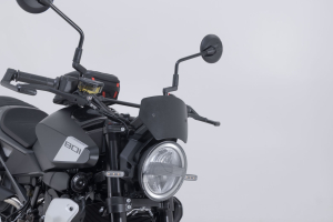 stítek černý  Husqvarna Svartpilen 801 (24-).