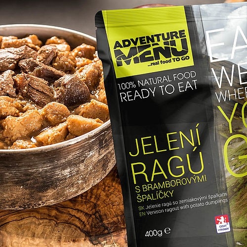 Jelení ragú s bramborovými špalíčky