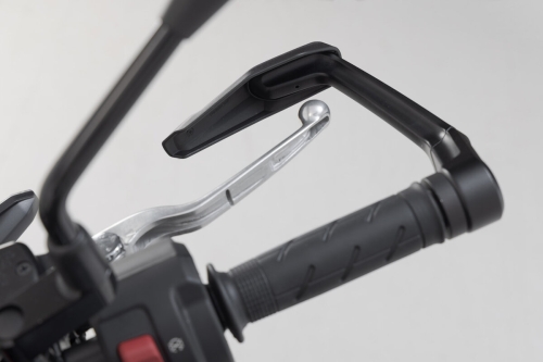 chrániče páček s deflektorem Honda CB750 Hornet RH12 (22-23).