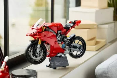 Ducati Panigale V4 S - stavebnice Lego Technic 42202
