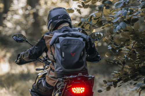 batoh Drybag 300 šedo/černý