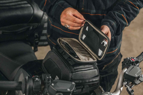 Legend Gear smartphone  taška LA11 pro MOLLE system. Black.