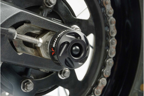 padací protektory na zadní osu Triumph Tiger 800 (10-)