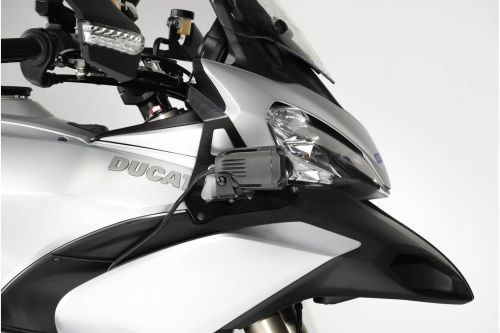 držáky světel  Ducati Multistrada 1200 / S (10-14).