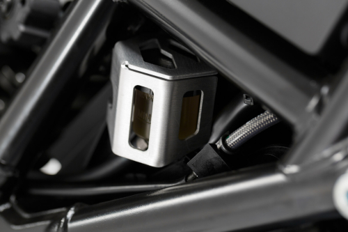 kryt nádržky zad. brzd pumpy BMW F700GS (12-) F800GS / Adventure (13-)