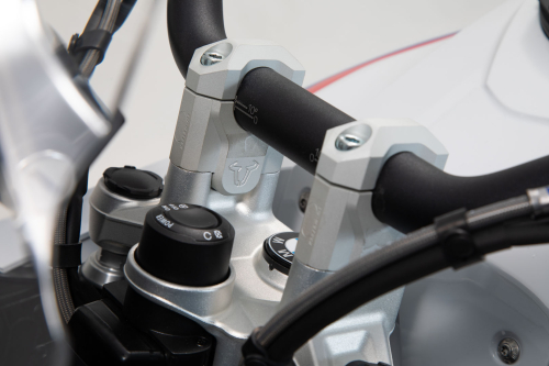 zvýšení řídítek+40 mm  BMW R1200GS (12-18), R1250GS /Adv.(18-). stříbrné