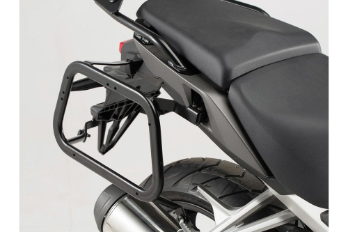 sada kufrů TraX Adv černá. 45/45 l. Honda VFR800X Crossrunner (15.-)
