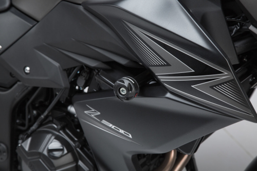padací protektor  Kawasaki Z 300 (15.-).