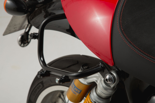 nosič SLC pravý pro Triumph Thruxton 1200 (16-)