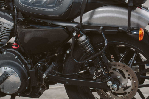 nosič SLC levý pro Harley Sportster (04-)