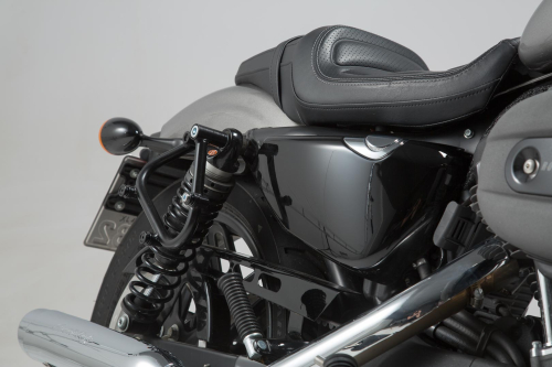 nosič SLC pravý pro Harley Sportster (04-)