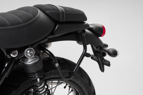 Legend Gear taška levá černá vč.nosiče Triumph Street Scrambleru (16-).
