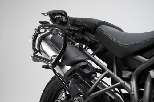 sada Adventure -kufry TraX Adv. černé pro Triumph Tiger 800 (10-)