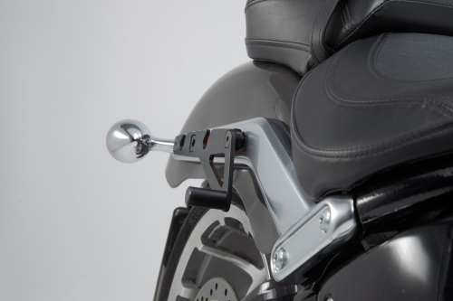 SLH nosič pravý Harley-Davidson Fat Boy / S, Breakout / S (17-).