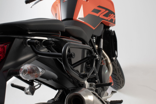 SLC boční nosič vpravo KTM 690 Duke (16-).