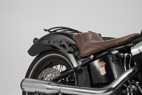 sada bočních tašek Legend Gear LH Harley-Davidson Softail Slim (12-17).