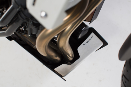 Přední spoiler Černá/Stříbrná. MT07/ MT07 Tracer, XSR700 (15-).