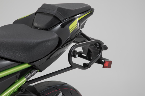 SLC boční nosič levý Kawasaki Z900 (16-).