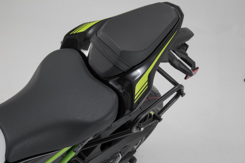 SLC boční nosič levý Kawasaki Z900 (16-).