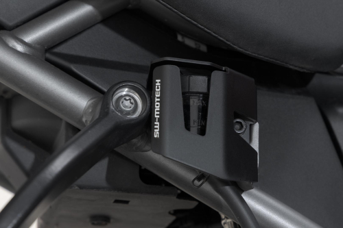 kryt nádržky brzdové kapaliny,černá Harley-Davidson Pan America (21-).