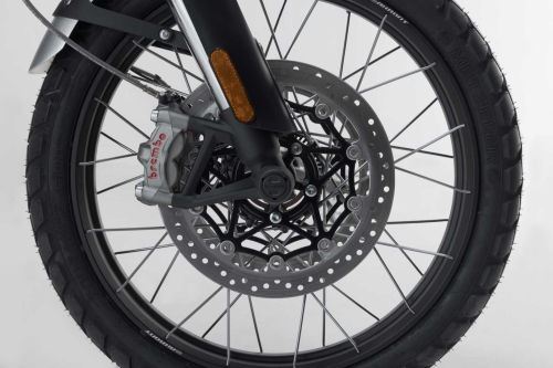 padací protektor na př.osu Triumph Scrambler 1200 (21-).