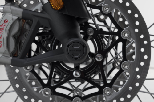 padací protektor na př.osu Triumph Scrambler 1200 (21-).