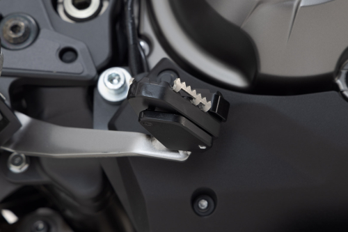 rozšíření brzdového pedálu Kawasaki Versys 1000.