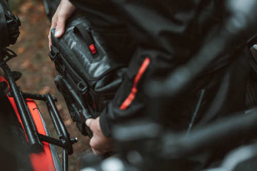 SysBag WP M 17-23 litrů,včetně adapter desky pravý