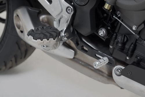 brzdový pedal Triumph Tiger 660 (21).