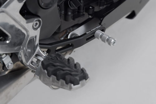 brzdový pedal Triumph Tiger 660 (21).