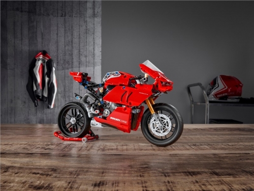 Ducati Panigale V4 R - stavebnice Lego Technic 42107