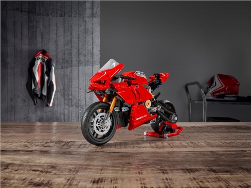 Ducati Panigale V4 R - stavebnice Lego Technic 42107