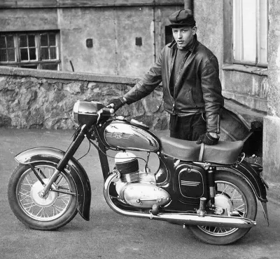 Motocykly v Československu na fotografiích