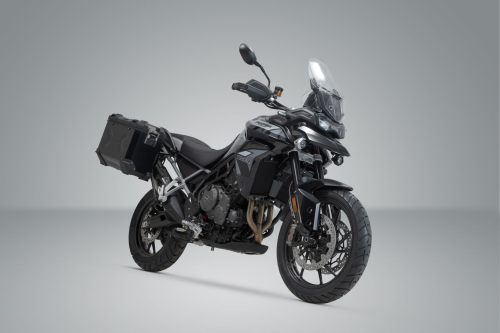 TRAX ADV aluminum case system + Akrapovic Black. 45/37 l. Triumph Tiger 900 (19-23