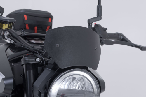 stítek černý  Husqvarna Svartpilen 801 (24-).