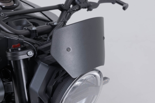 stítek černý  Husqvarna Svartpilen 801 (24-).